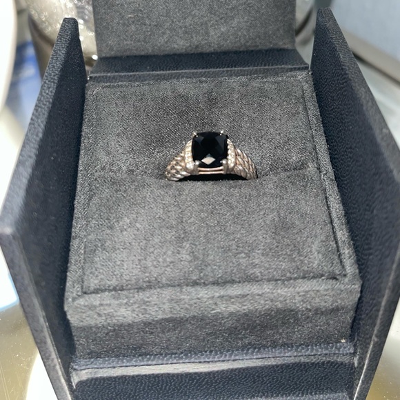 SOLD!!!! DAVID YURMAN Wheaton Petite Ring with Diamonds (black onyx) size 7 - Picture 3 of 9